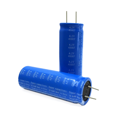 4.2V 4000Fの家のエネルギー・システムのための放射状の極度のコンデンサー電池の二重電気層