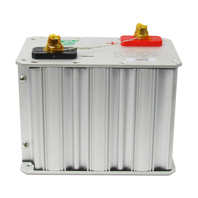 funsion深い周期battery16v 500f 2000f 3000fの極度のコンデンサー電池銀行RV電池銀行