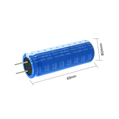4.2V 4000Fの家のエネルギー・システムのための放射状の極度のコンデンサー電池の二重電気層