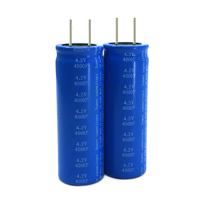 4.2V 4000Fの家のエネルギー・システムのための放射状の極度のコンデンサー電池の二重電気層